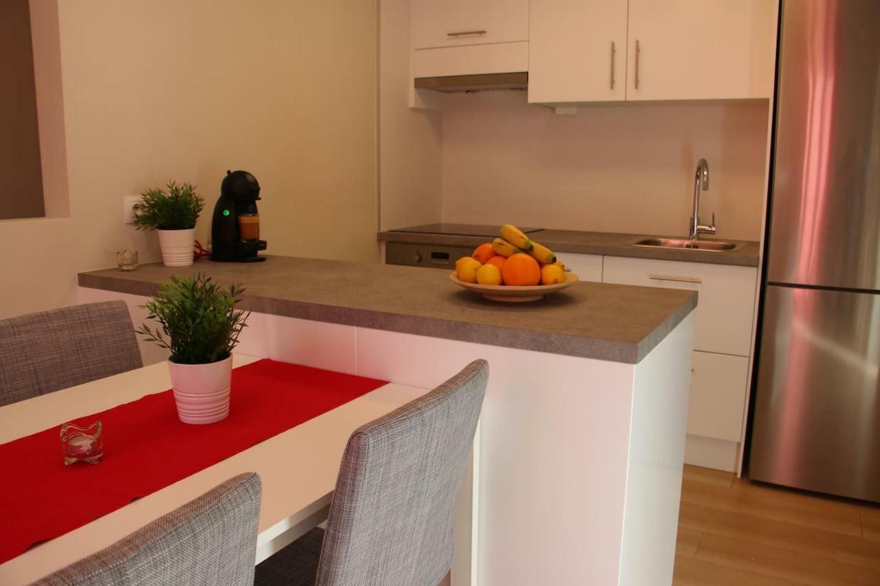 Casa Tomas - Lovely Townhouse In קמברילס מראה חיצוני תמונה