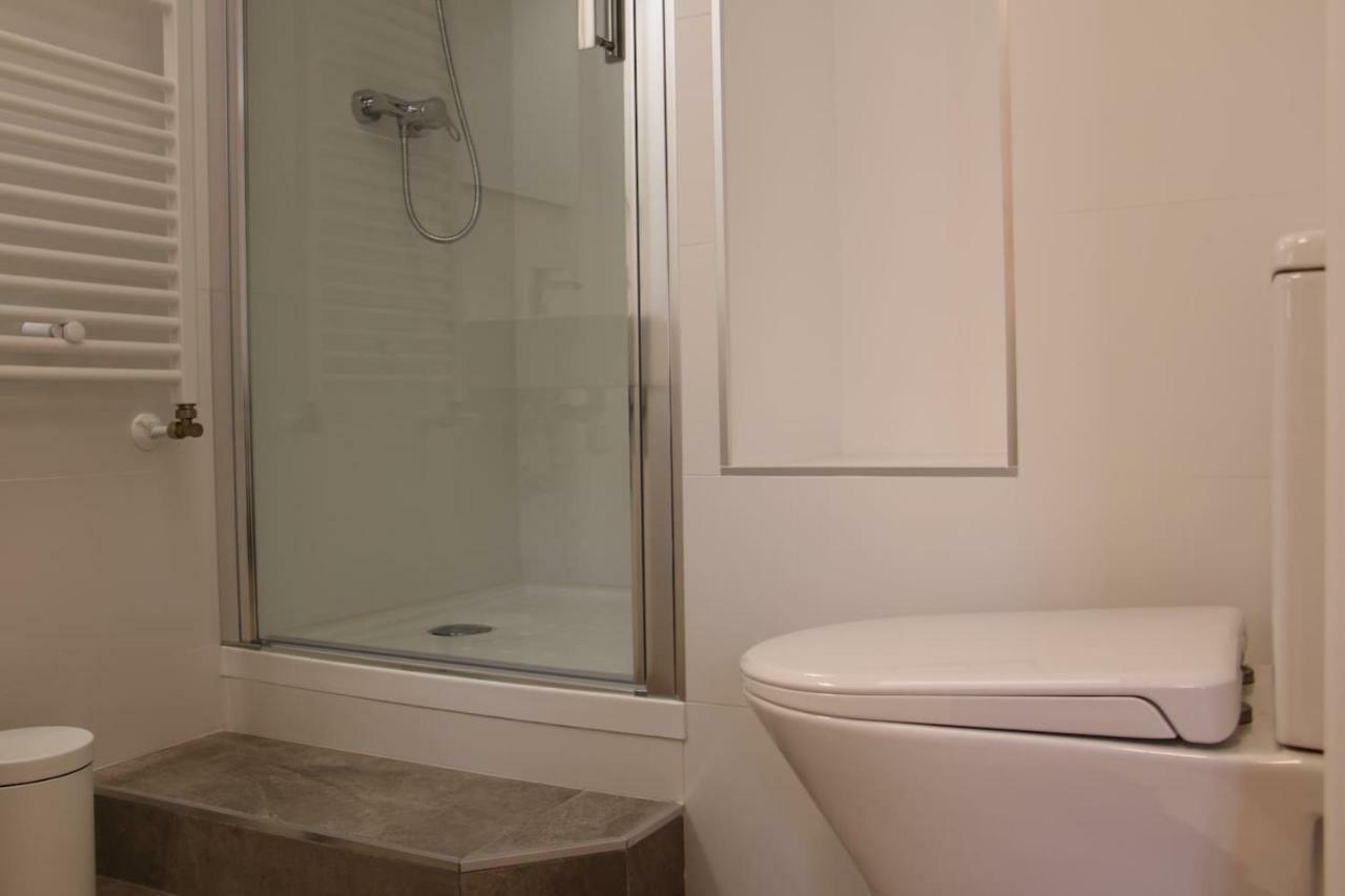 Casa Tomas - Lovely Townhouse In קמברילס מראה חיצוני תמונה